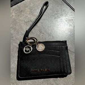NWOT Anne Klein Black & Gold Wristlet Wallet W Charms & LOTS OF POCKETS!!!